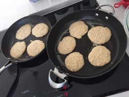 grain packed healthy pancakes in the scanpan