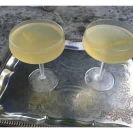lemon elderflower cocktain
