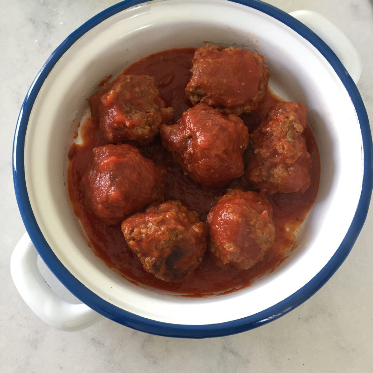 Spanish meatballs in tomato sauce